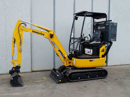 KOMATSU PC16R-3